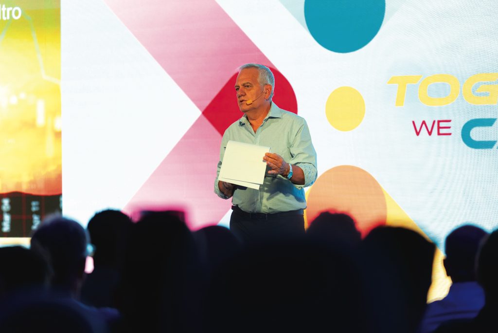 Per Gustavo Napoli, Business Director Cargill Animal Nutrition & Health Italia, gli investimenti in tecnologia, ricerca di base e giovani talenti rappresentano il vantaggio competitivo di essere un gruppo
mondiale come Cargill®.